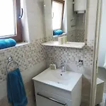 860b *